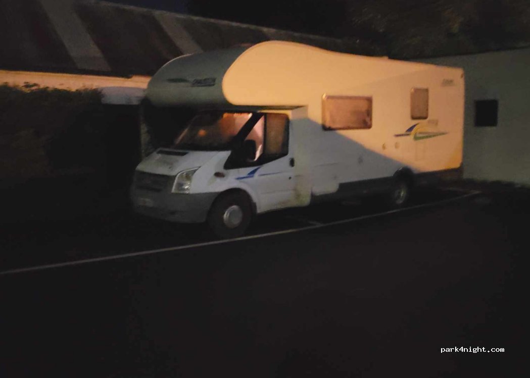 (A83 WV82) Enfield - R402 — foto