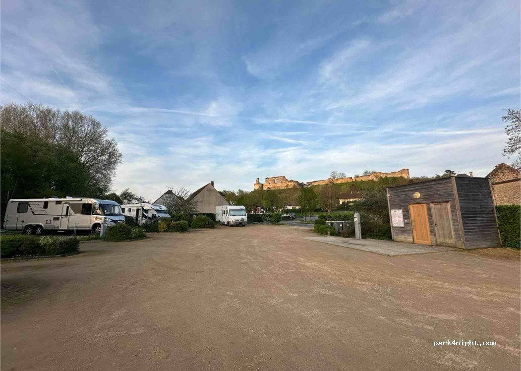 (02380) Coucy-le-Château-Auffrique - 4 Chemin du Val Serain — foto 3