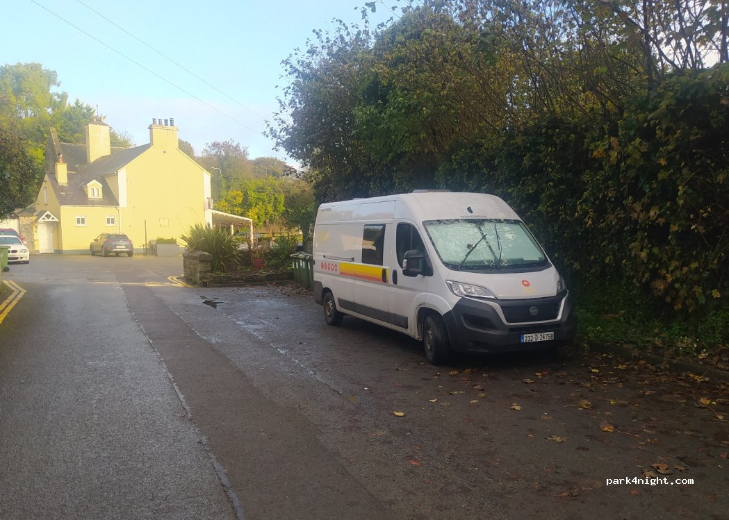 (K32 XD99) Naul Village - Chapel Ln — foto