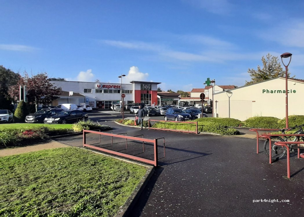 (44115) Haute-Goulaine - 2 Place Beau Soleil — foto 2