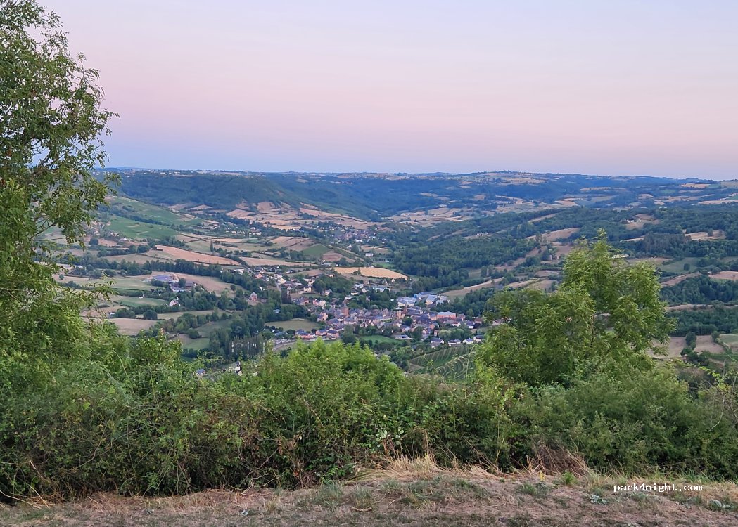 (12390) Goutrens - 39 Chemin du Point de Vue de Cassagnes Comtaux — foto