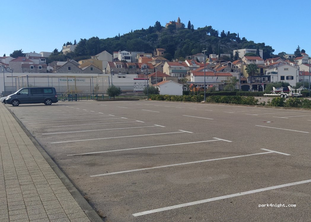 (22212) Tribunj - 14a Ribarska ulica — foto
