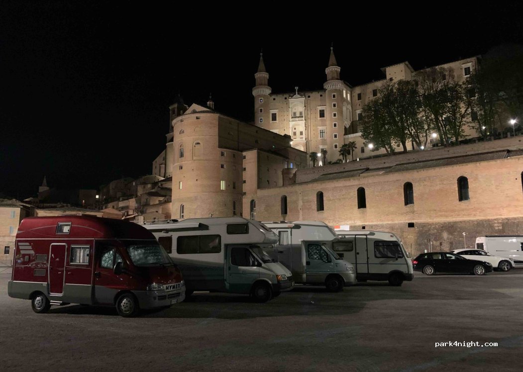 (61029) Urbino - 13 Borgo Mercatale — foto 3