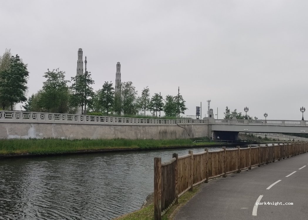 (02100) Saint-Quentin - 12 Avenue du Général de Gaulle — foto 3