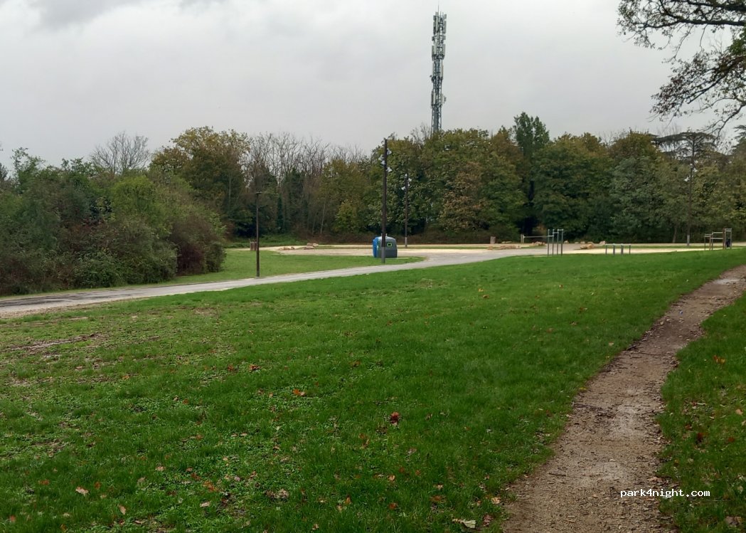 (69320) Feyzin - Rte du Dr Jean Long — foto
