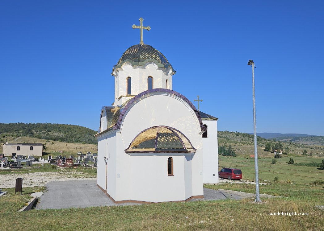 (71350) Bjelosavljevići - Unnamed Road — foto 5