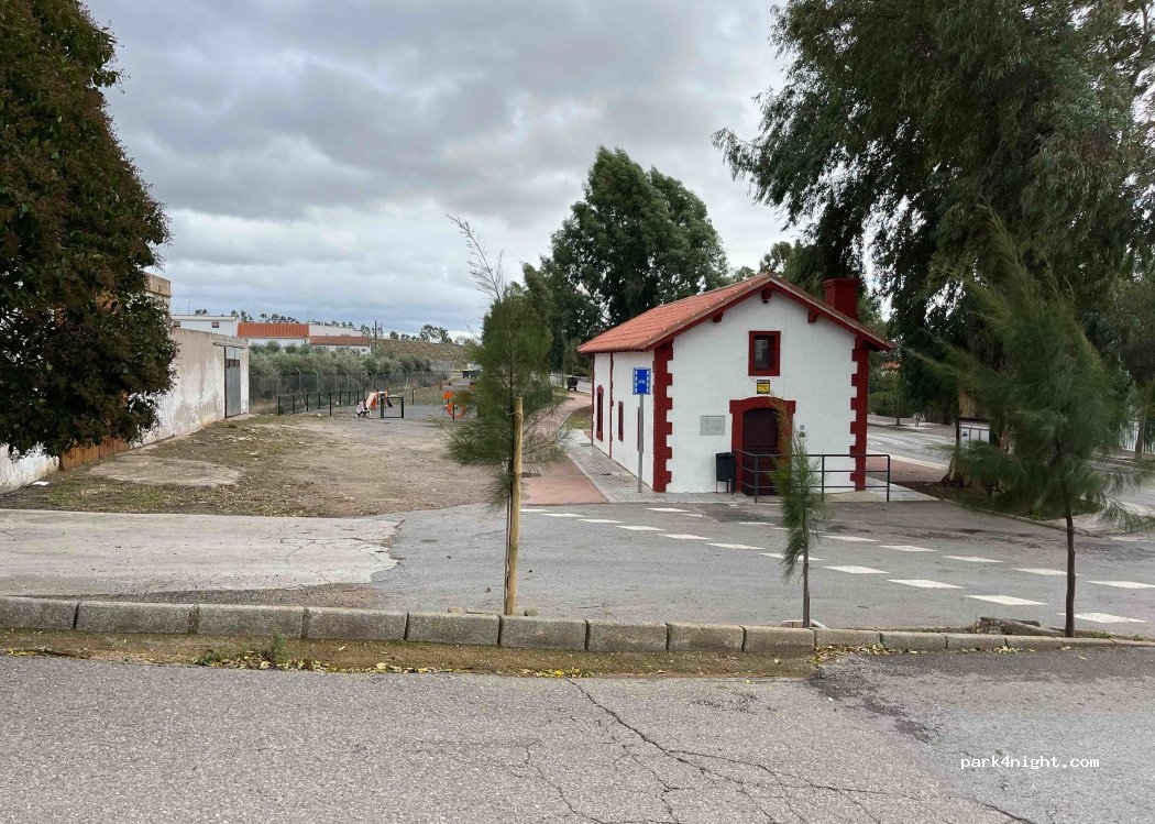 (14200) Peñarroya-Pueblonuevo - 1 Calle Frente Estación — foto