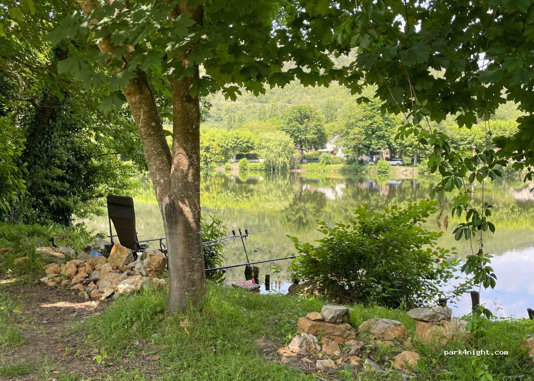 CAMPING DU PLAN D'EAU — foto 2