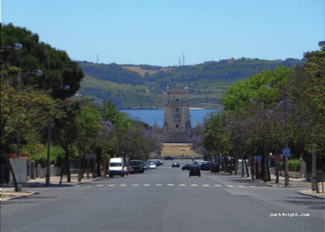 (1400-117) Lisboa - 15 Avenida da Torre de Belém — foto