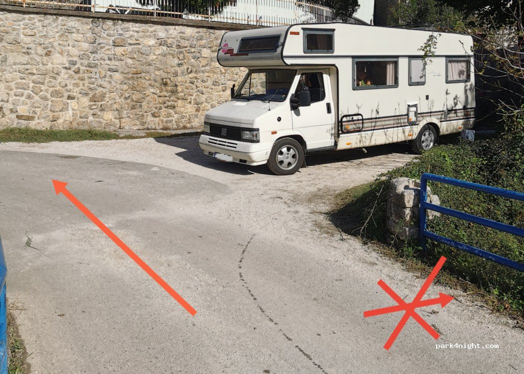() Kavač - Unnamed Road — foto 2