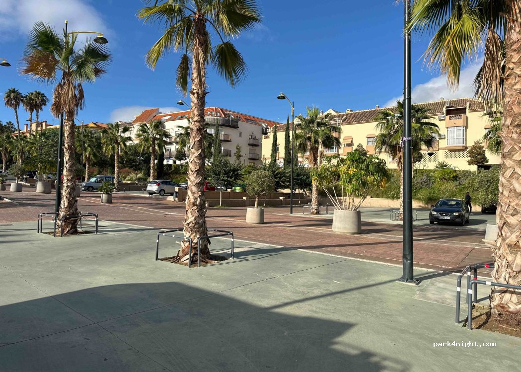 (29130) Alhaurín de la Torre - 24 Avenida de la Alhambra — foto