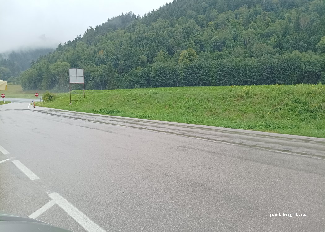 (9322) Micheldorf - 1390 Friesacher Bundesstraße — foto 2