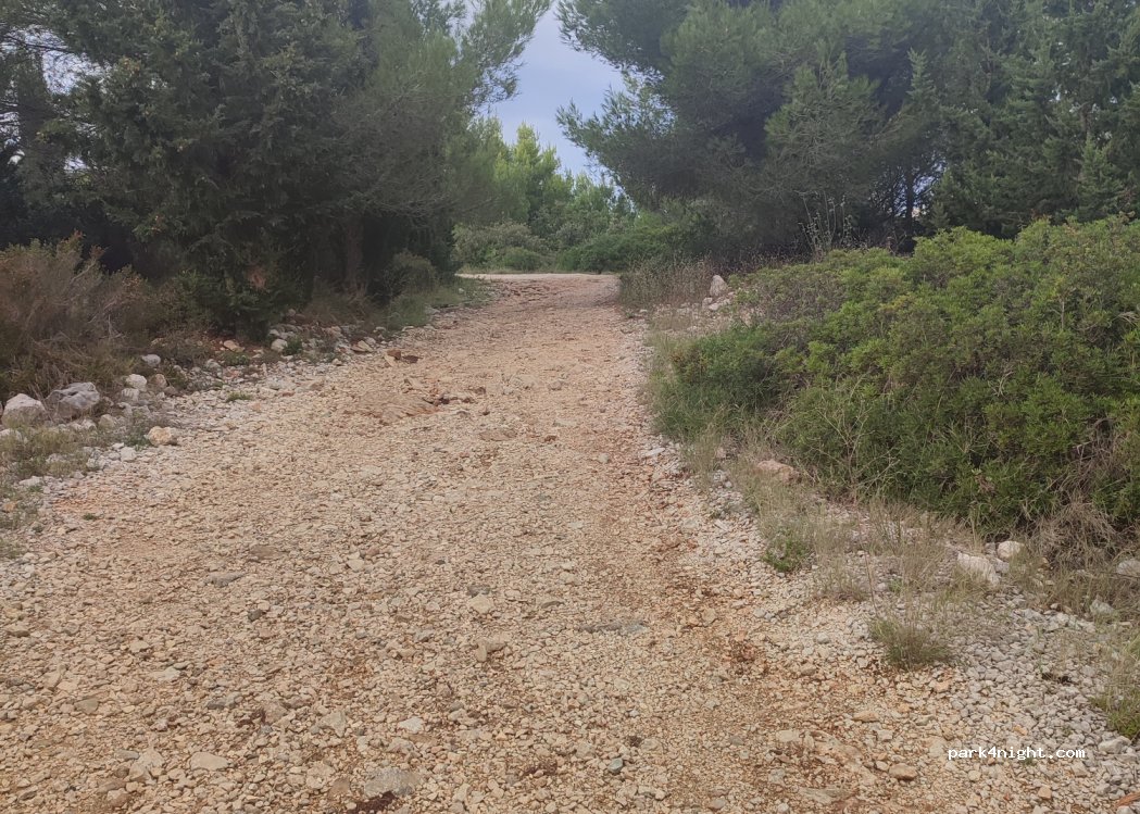 (20215) Popovići - Unnamed Road — foto 2