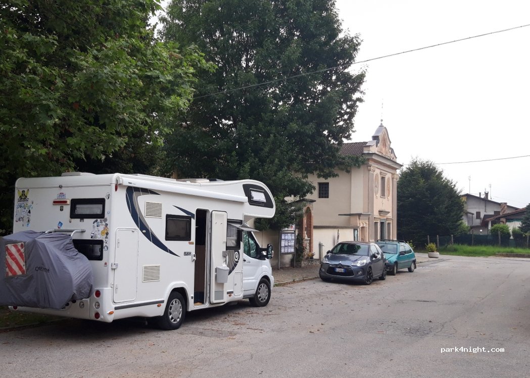 (12012) San Mauro - 14 Piazzale don Antonio Dutto — foto 3