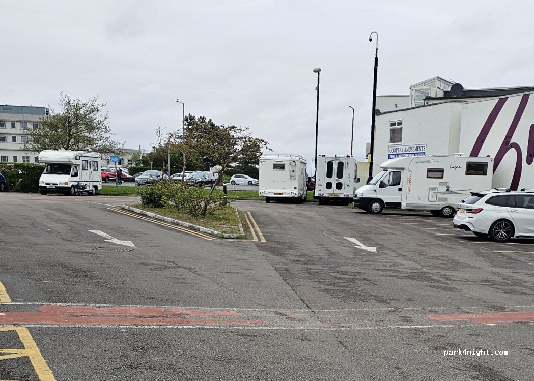 (LA4 4BU) Morecambe - 205 Marine Road Central — foto 4