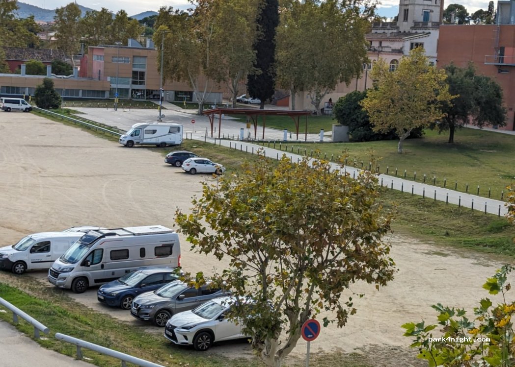 (08130) Santa Perpètua de Mogoda - 36 Avinguda de l' Onze de Setembre — foto
