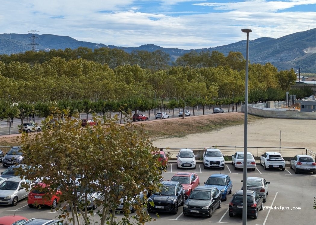 (08130) Santa Perpètua de Mogoda - 36 Avinguda de l' Onze de Setembre — foto 2