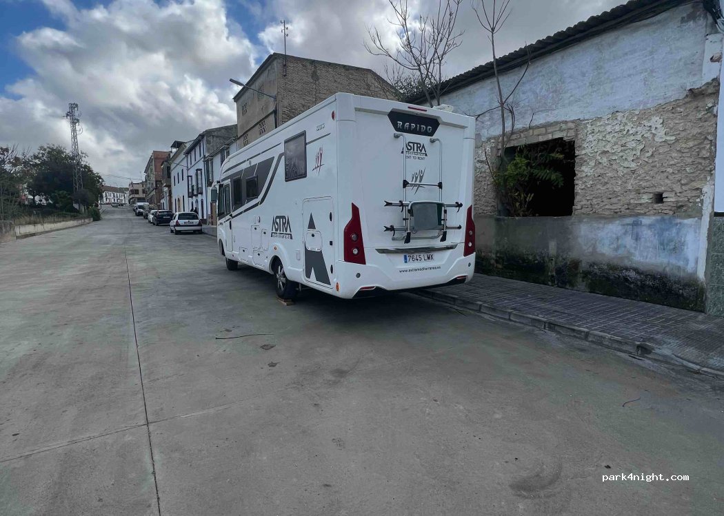 (14920) Aguilar de la Frontera - 27 Carretera de la Estación — foto