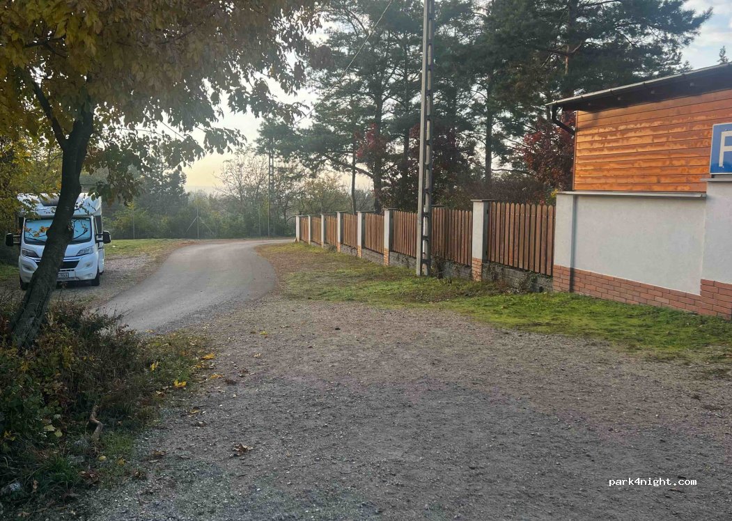 (8073) Csákberény - 62 Petőfi Sándor utca — foto 2