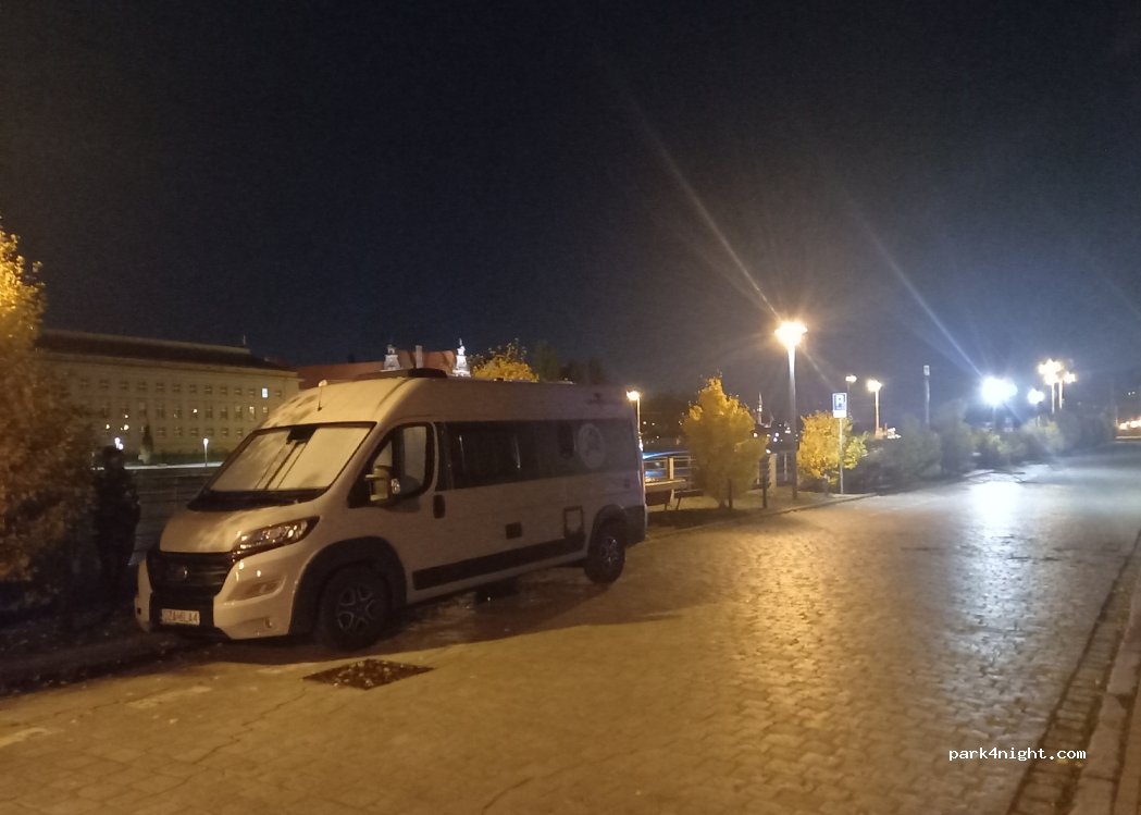 (50-300) Wrocław - Fryderyka Joliot-Curie — foto