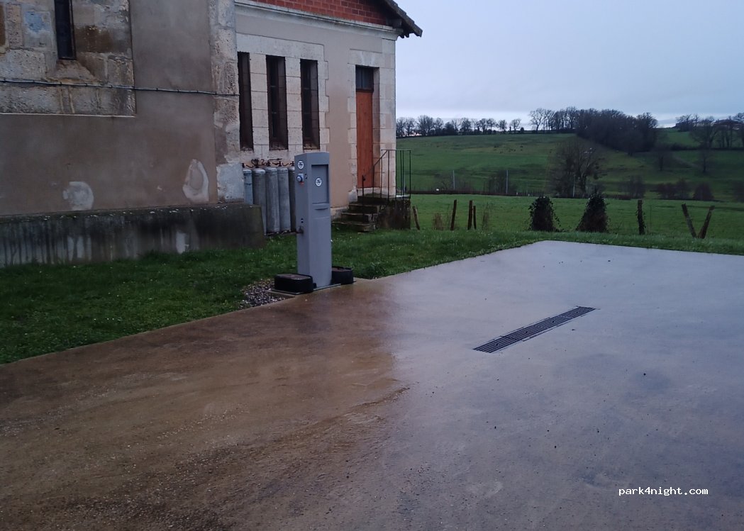 (16490) Ambernac - 5 Rue Jean Leonard — foto 3