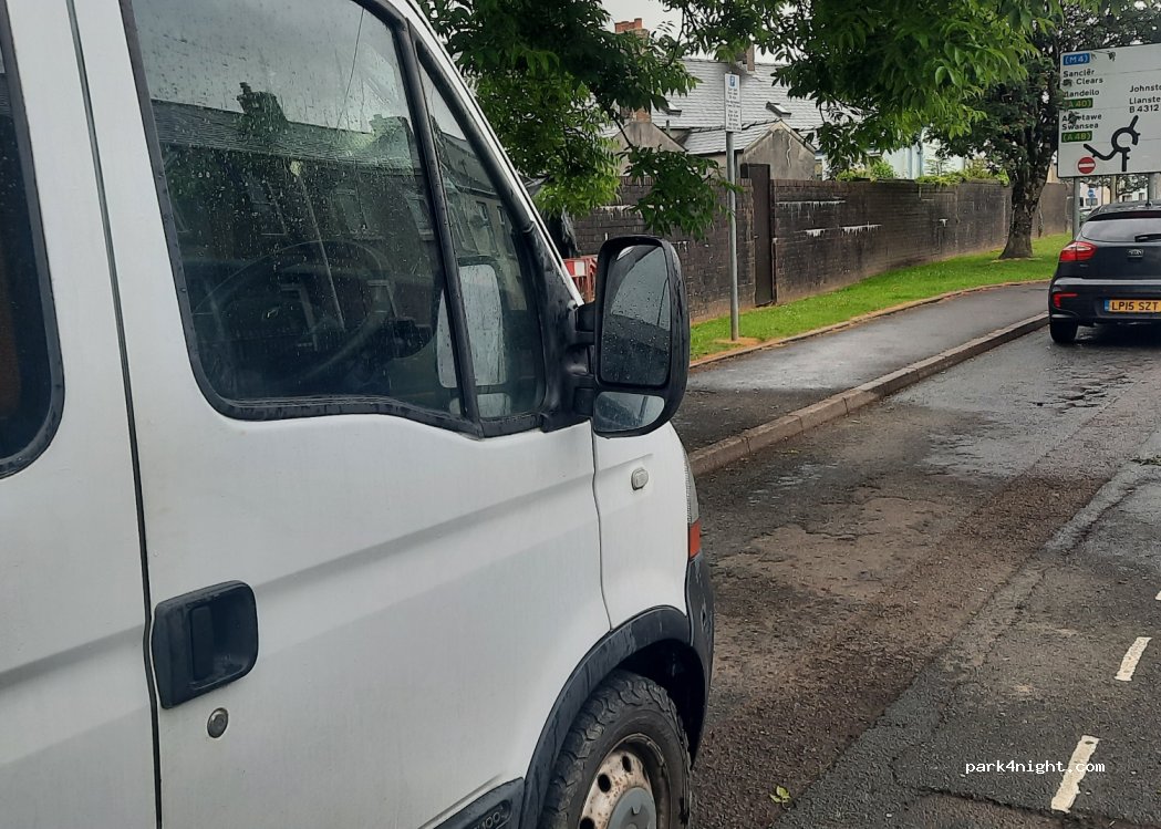 (SA31 3DU) Carmarthenshire - 41 Saint Catherine Street — foto