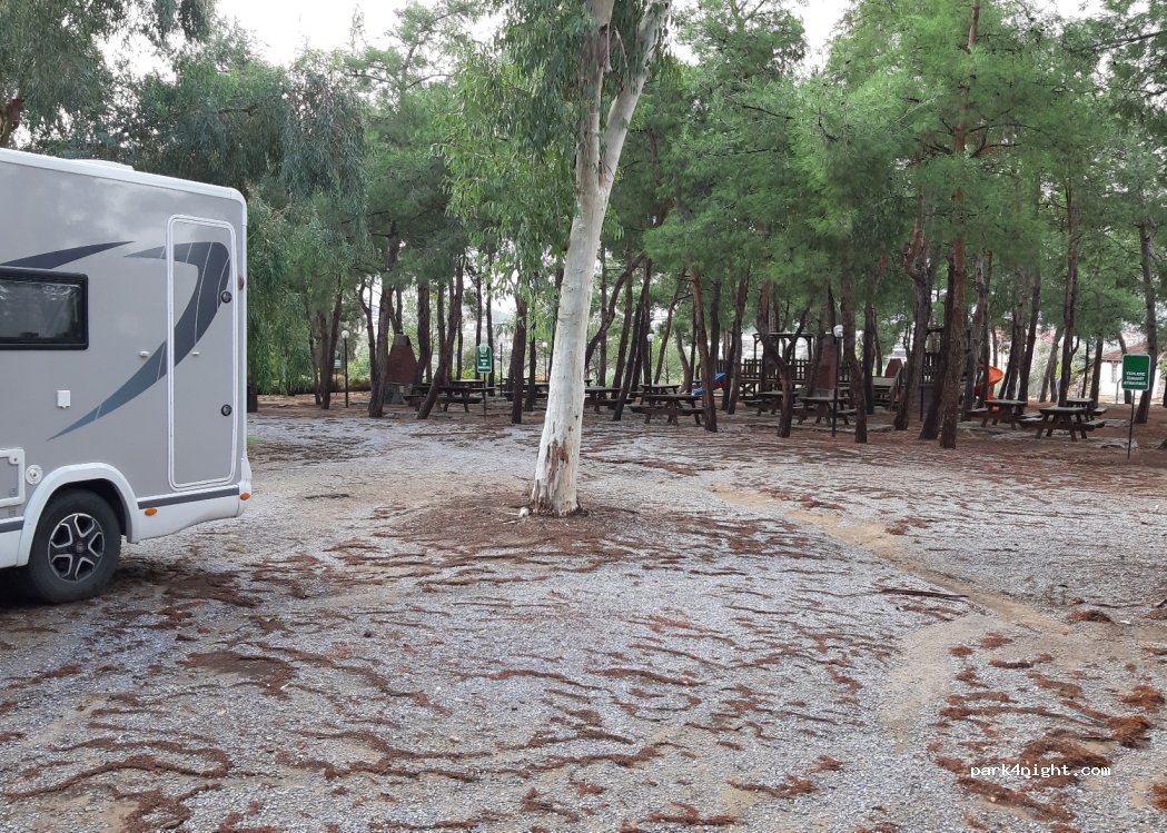 Asar Kamp Karavan Alanı — foto 2