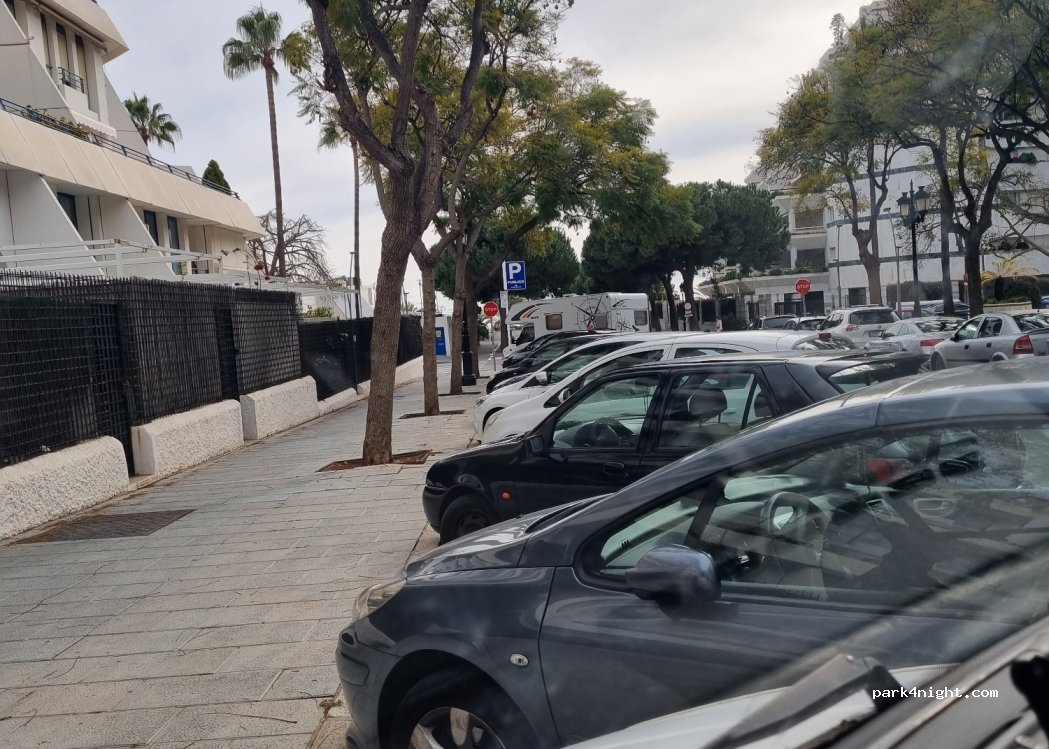 (29602) Marbella - 3 Calle Estébanez Calderón — foto 2