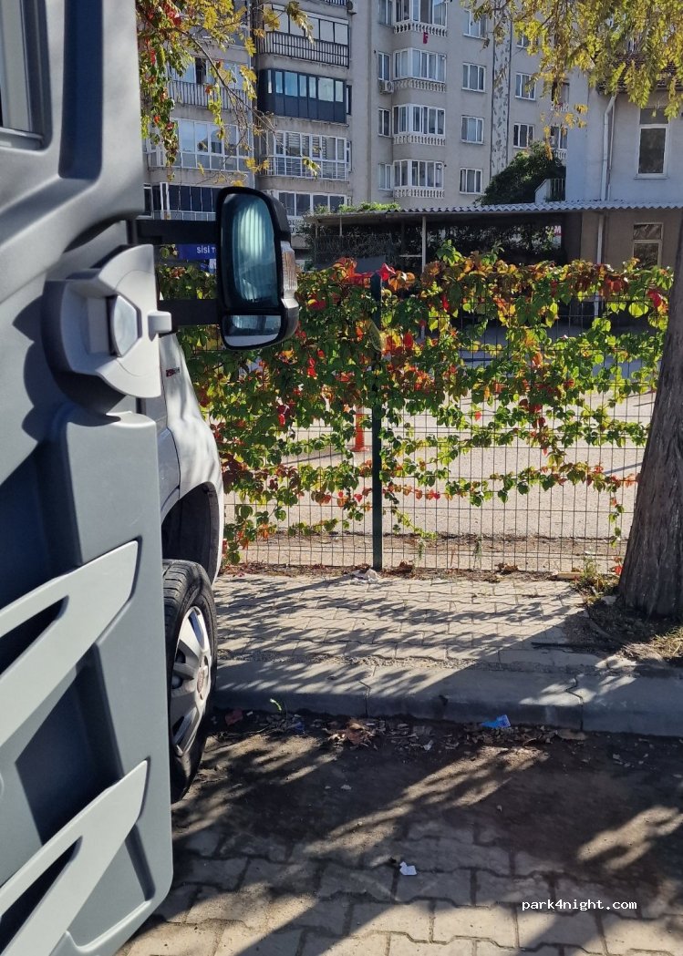 (10500) Erdek - no:25 Adnan Menderes Caddesi — foto 2