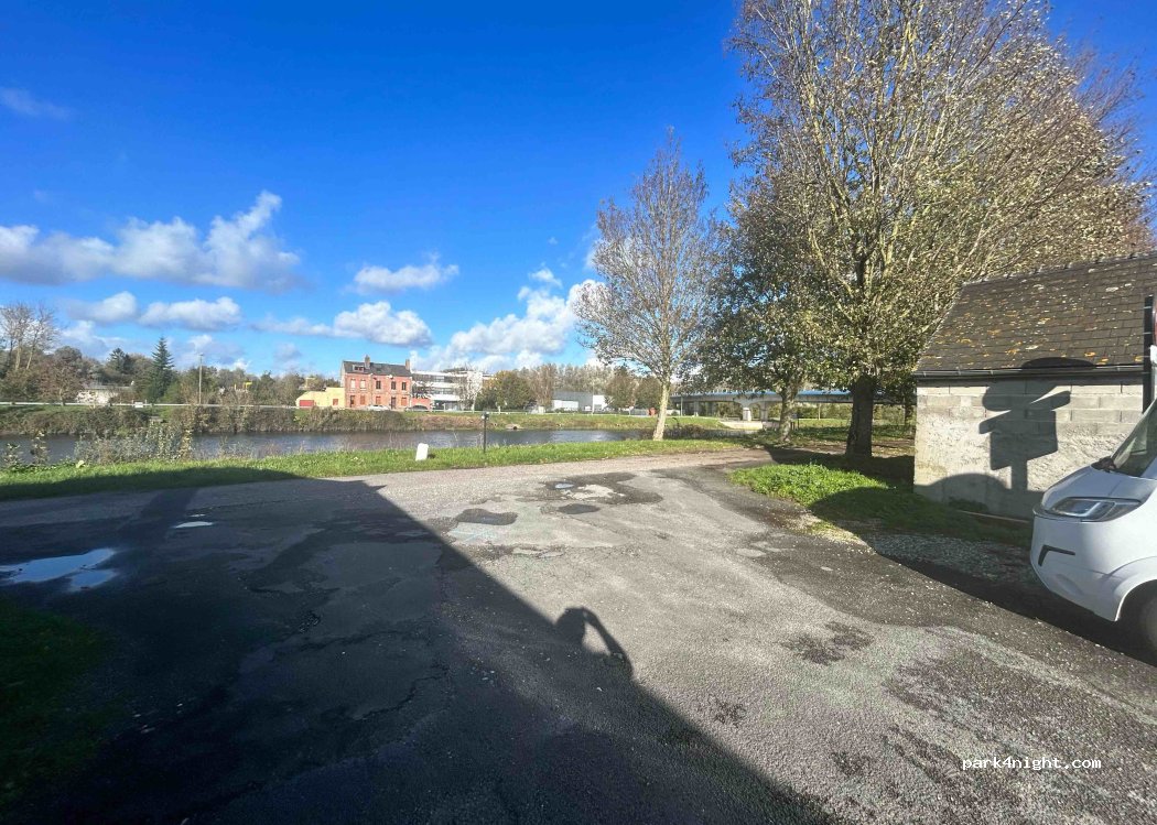 (80100) Abbeville - 24 Chaussée de Rouvroy — foto 2