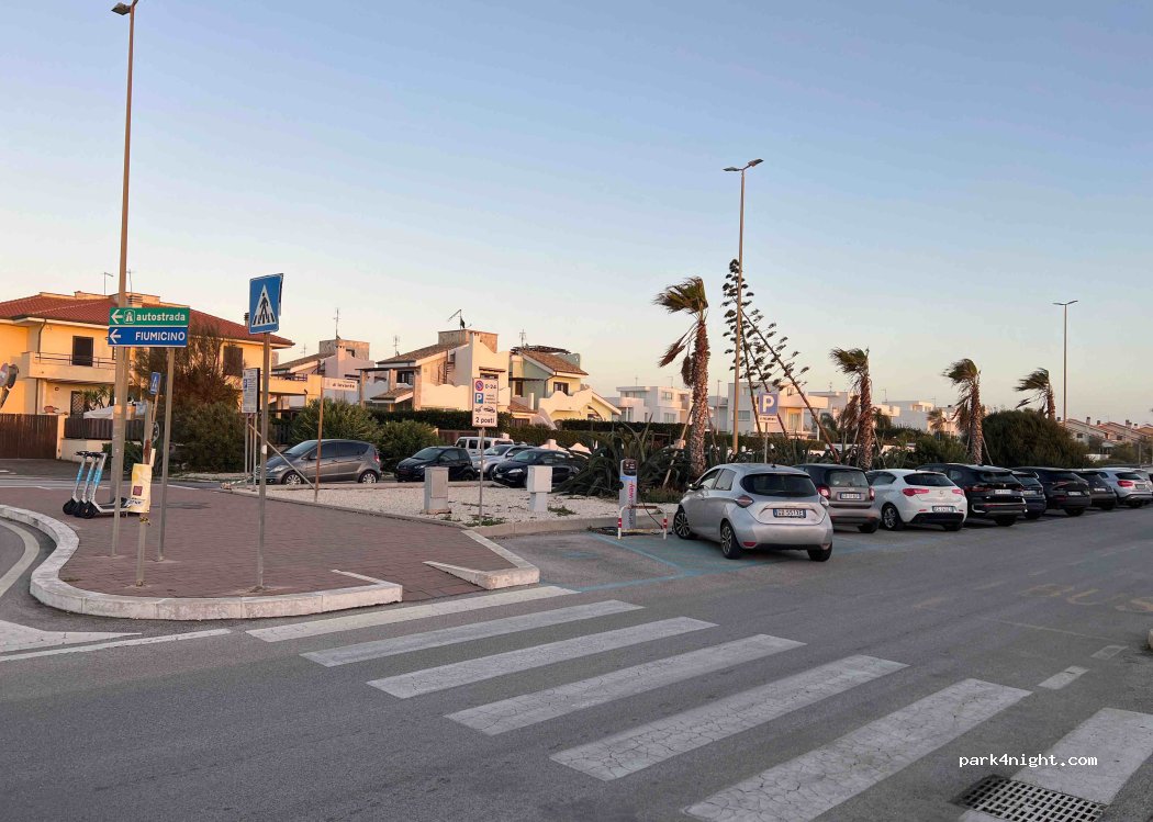 (00054) Fregene - 9 Lungomare di Levante — foto