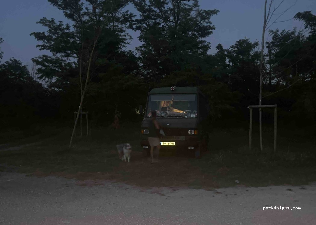 (47042) Cesenatico - 136 Viale Giuseppe Mazzini — foto 2