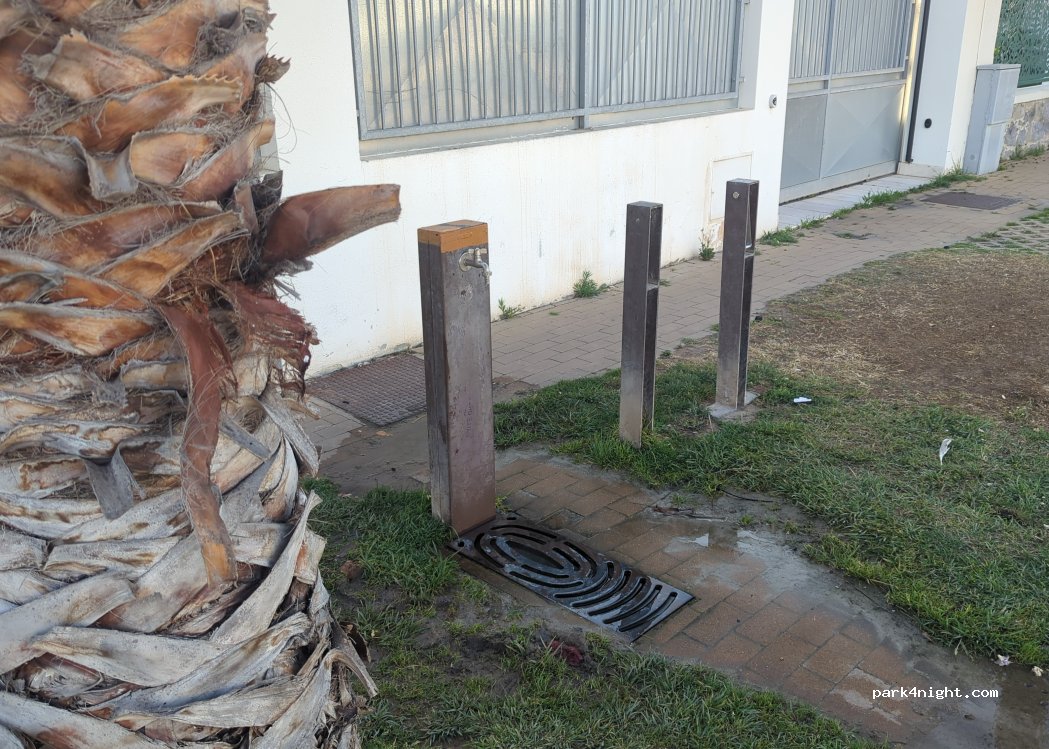 (09126) Cagliari - 180 Viale Lungo Mare Poetto — foto 2