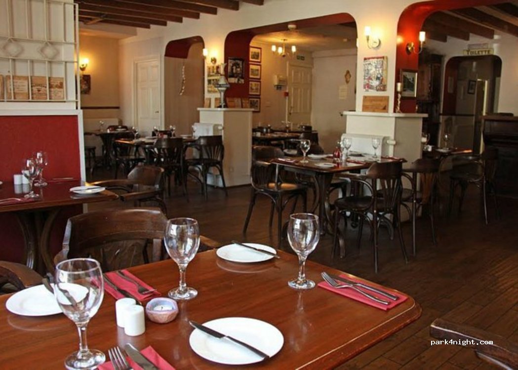 Forresters Bar & Restaurant — foto 4