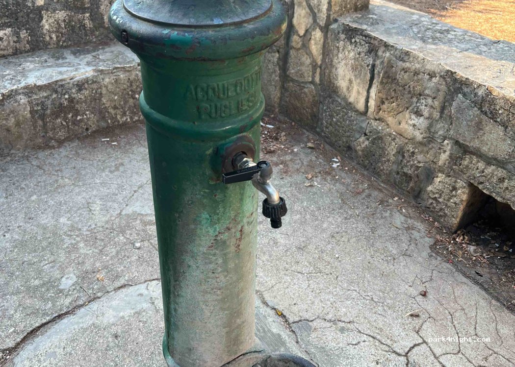 (70020) Cassano delle Murge - Unnamed Road — foto
