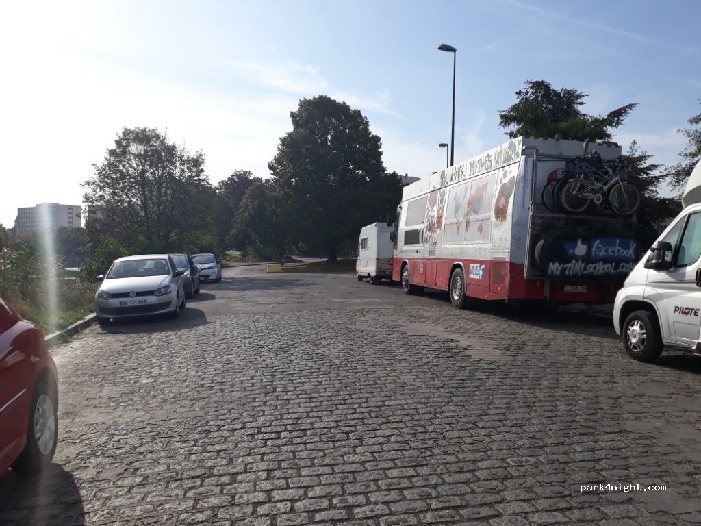 (80000) Amiens - 49 Quai Charles Tellier — foto 3
