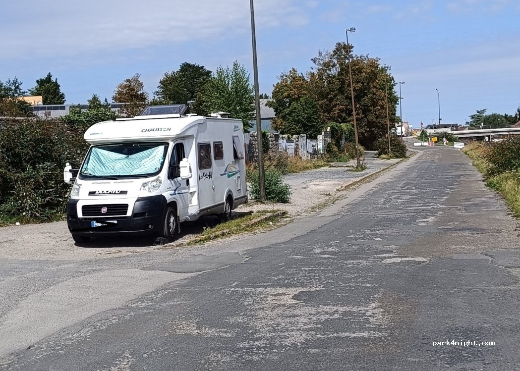 (80000) Amiens - 49 Quai Charles Tellier — foto 4