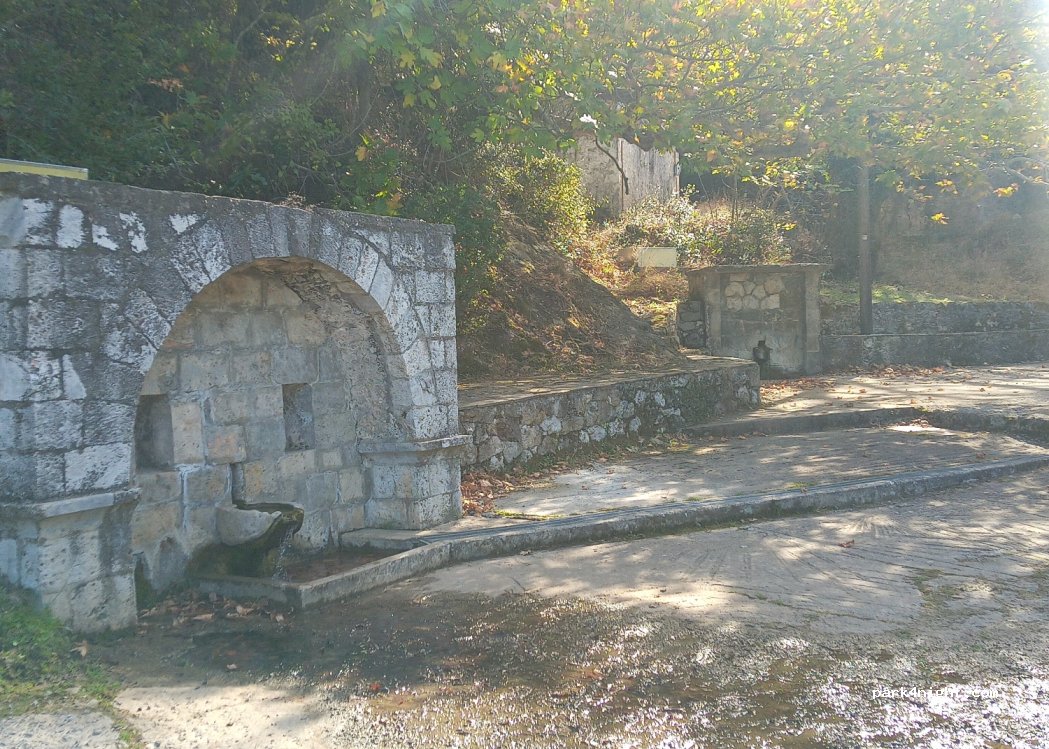 (223 00) Kounoupia - Unnamed Road — foto