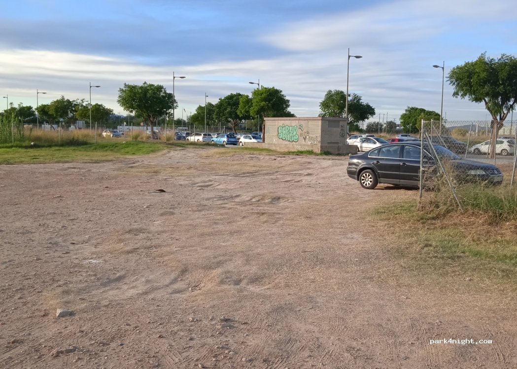 (46600) Alzira - 1 Calle Dr Mg Rodriguez Arellano — foto 2