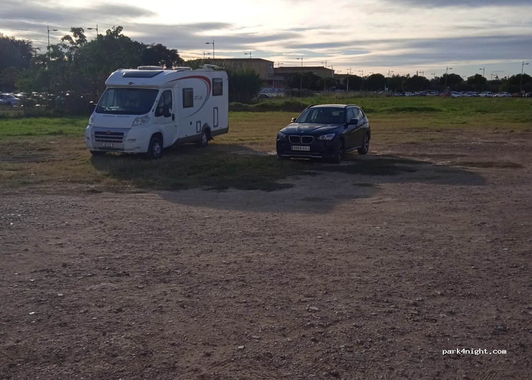 (46600) Alzira - 1 Calle Dr Mg Rodriguez Arellano — foto 3