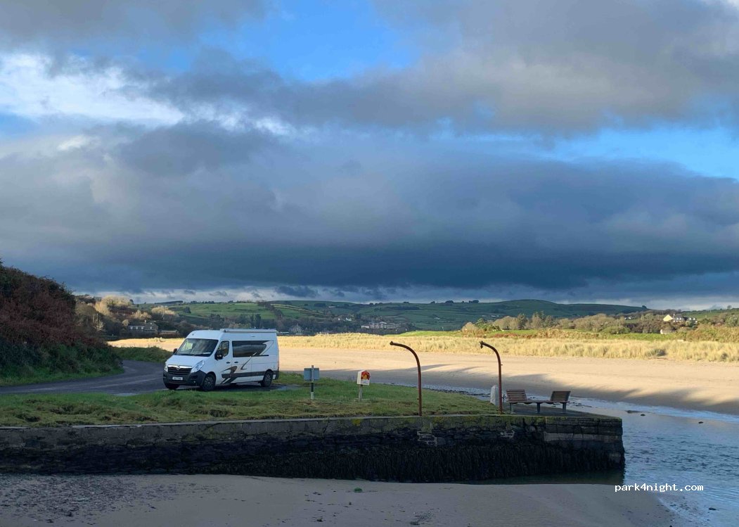 () Warren Beach - Unnamed Road — foto
