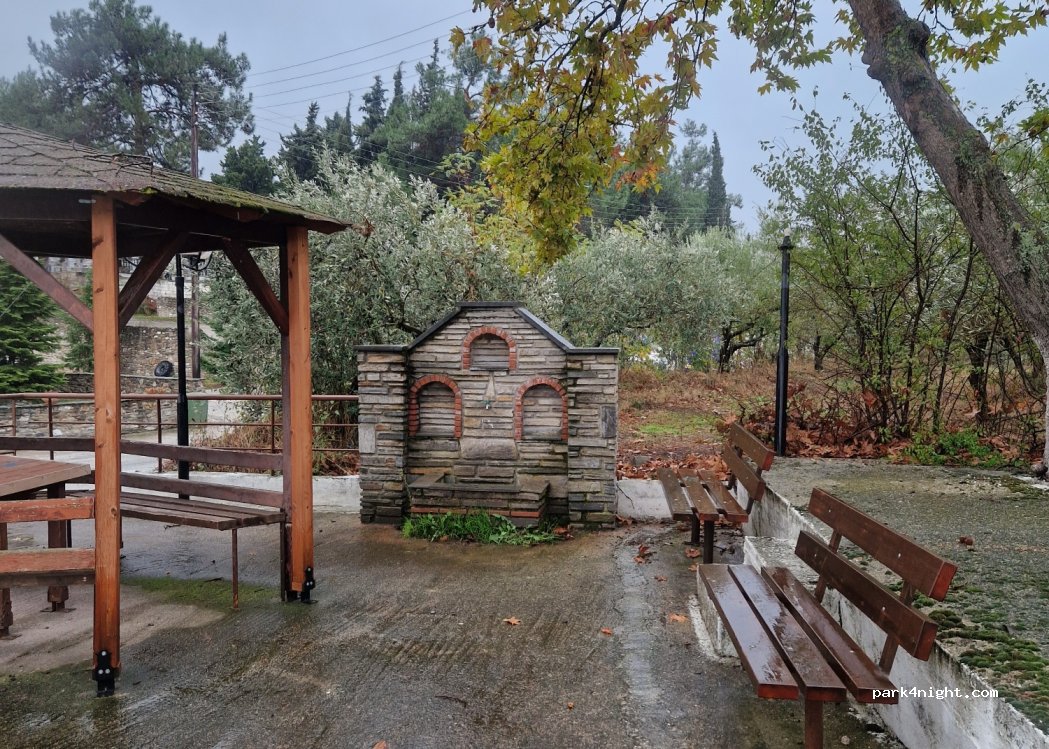 (640 08) Melissokomeio - Unnamed Road — foto