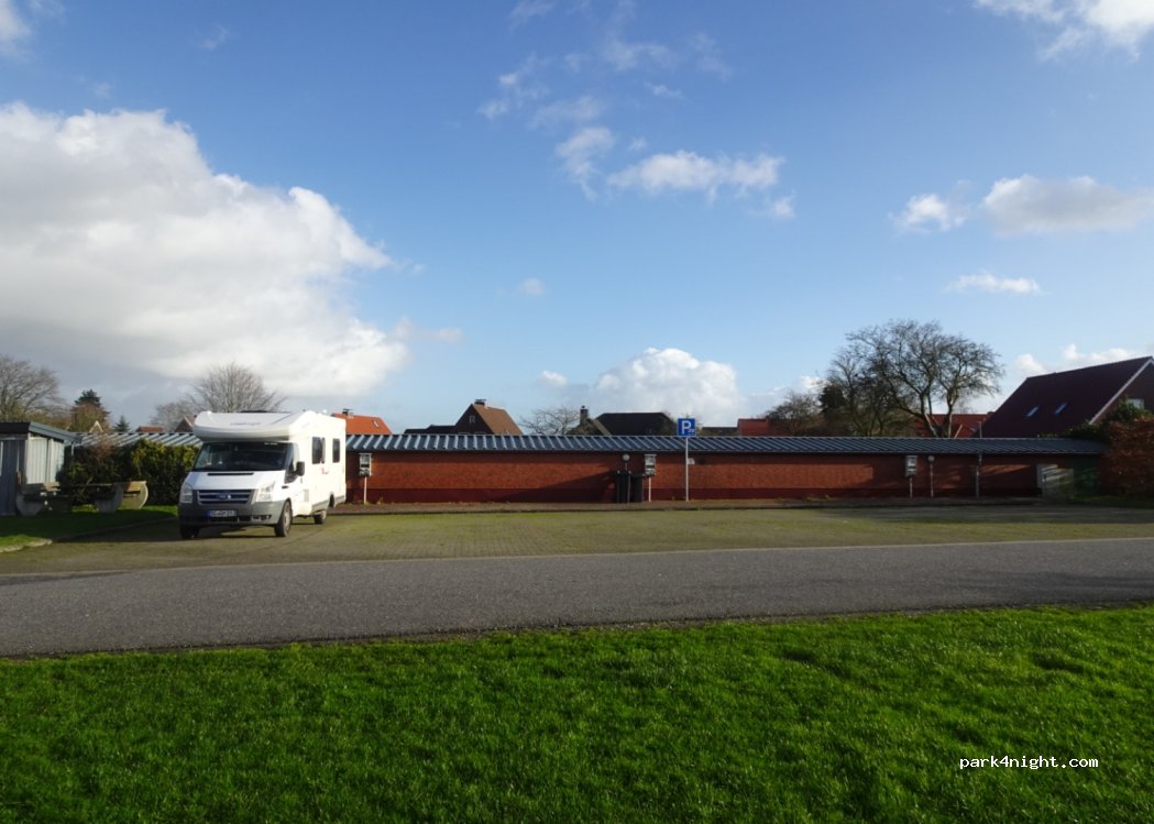 Wohnmobilstellplatz Westerholt — foto
