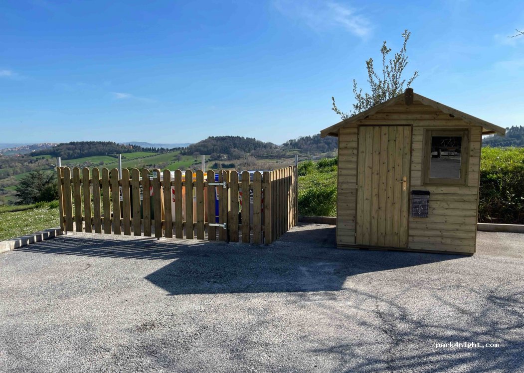 Area Sosta Camper Offagna — foto 2