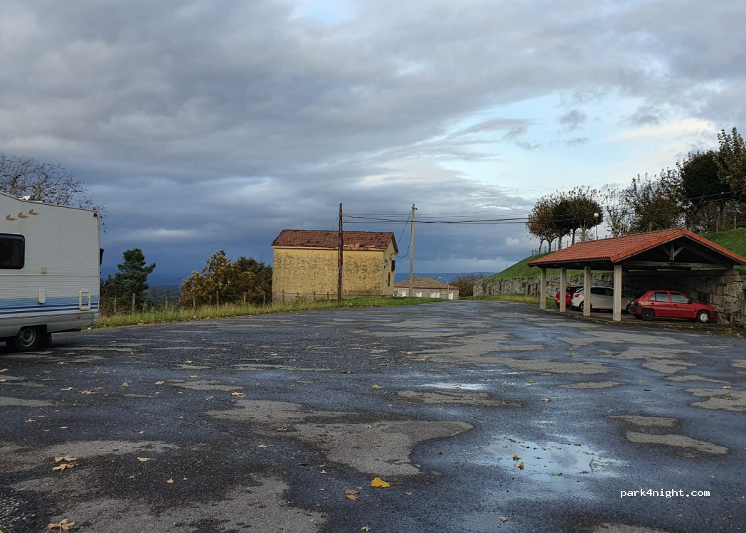 (32830) La Merca - 18 Carretera de Urros — foto 2
