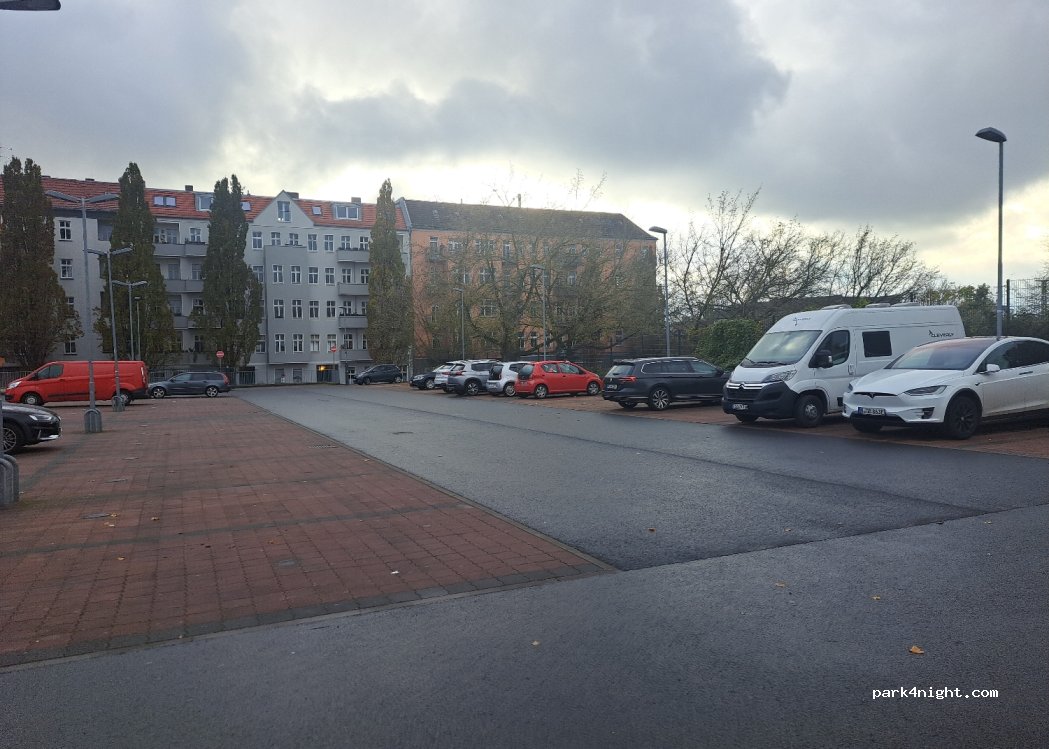 (10439) Berlin - 9 Finnländische Straße — foto