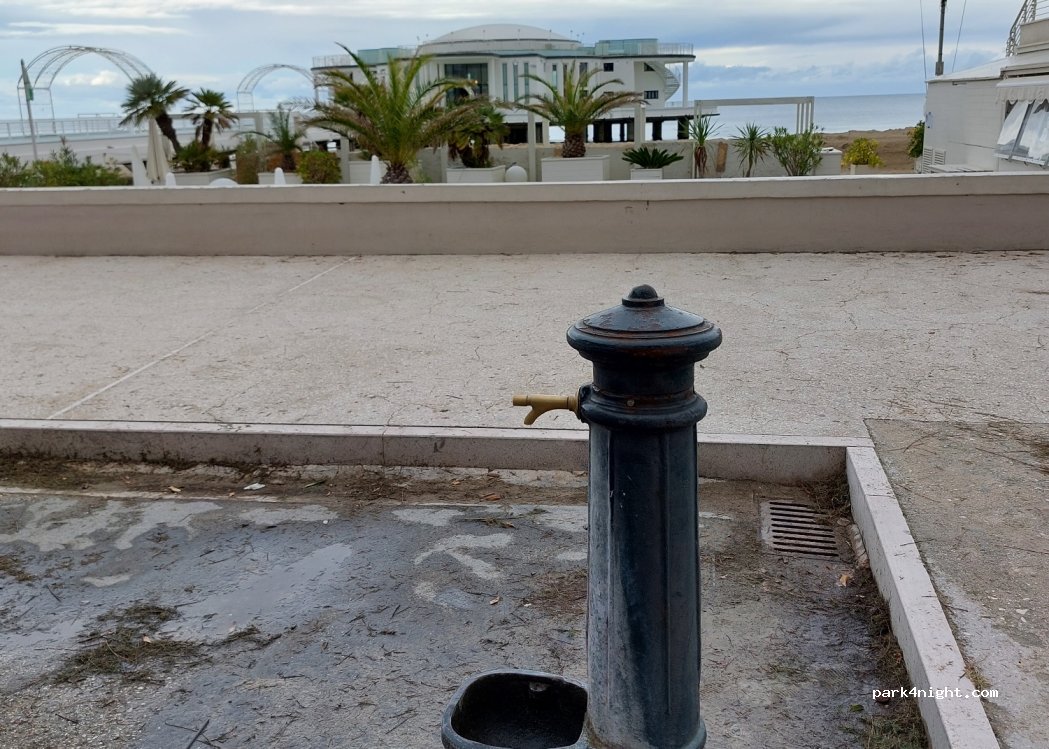 (60019) Senigallia - 1 Piazzale della Libertà — foto 2
