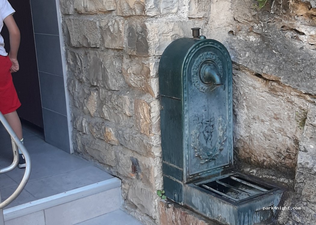 (48210) Sainte-Énimie - Route de Mende — foto 3