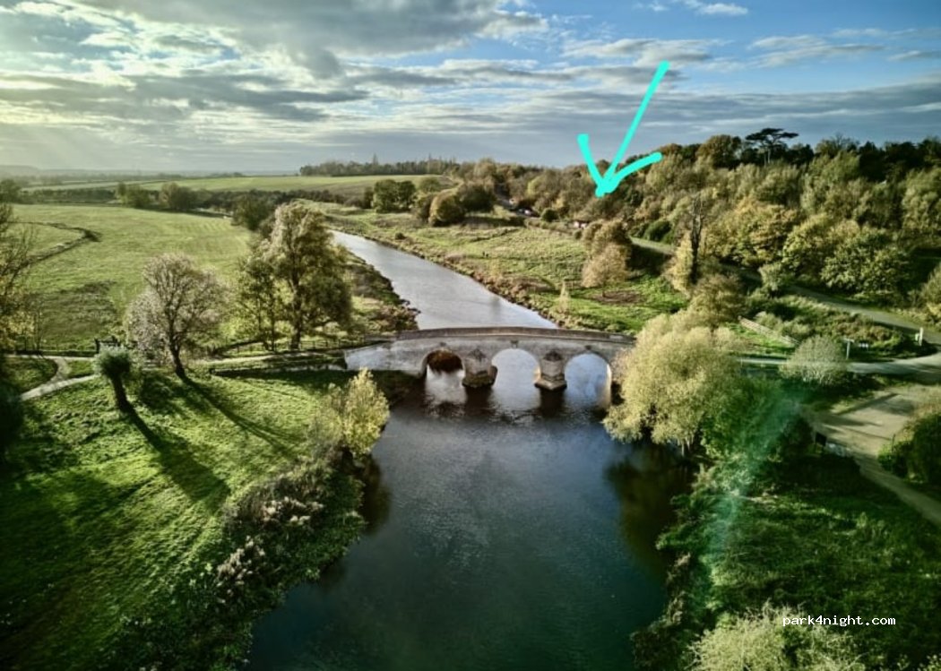 (PE6 7AG) Peterborough - R21 — foto