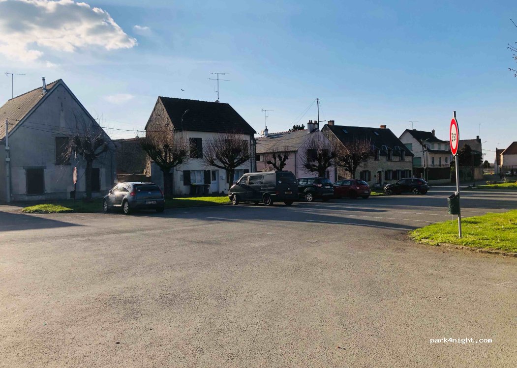 (91930) Monnerville - 11 Place de la Bouverie — foto 4